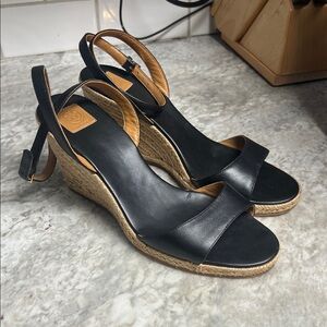 Tory Burch Black Leather Wedge Sandals | Women’s Size 9 |Classic Designer Summer
